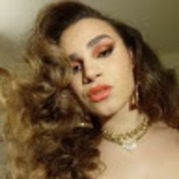 Meet your Posher, Zenobia - Picture 1 of 1